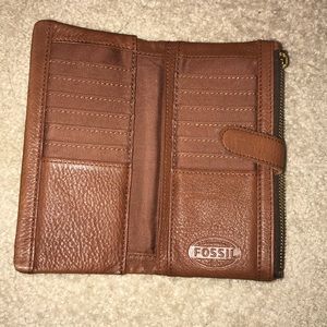 Fossil brown wallet